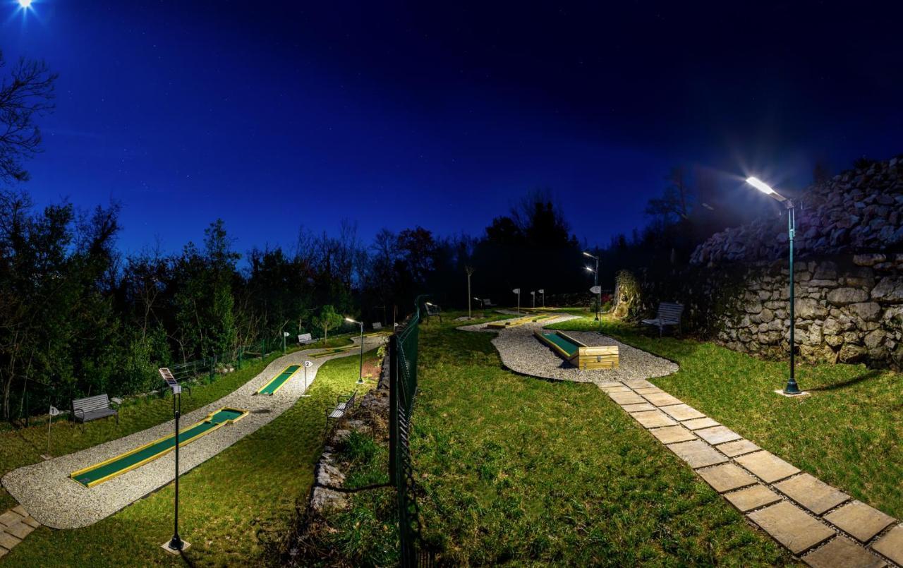 Altavista - Seaview & Relax With Heated Pool & Minigolf Villa