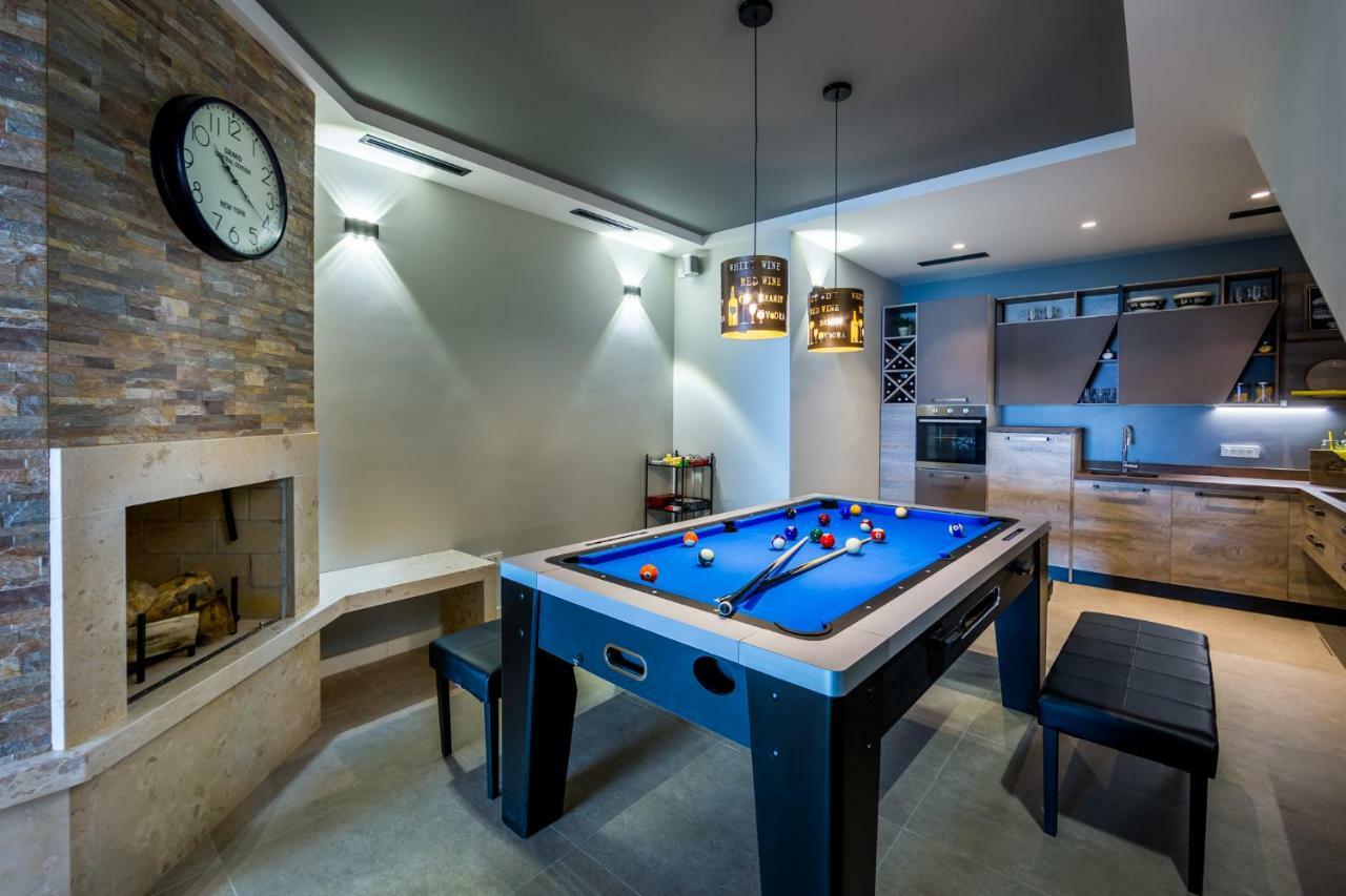 Villa Altavista - Seaview & Relax With Heated Pool & Minigolf Opatija