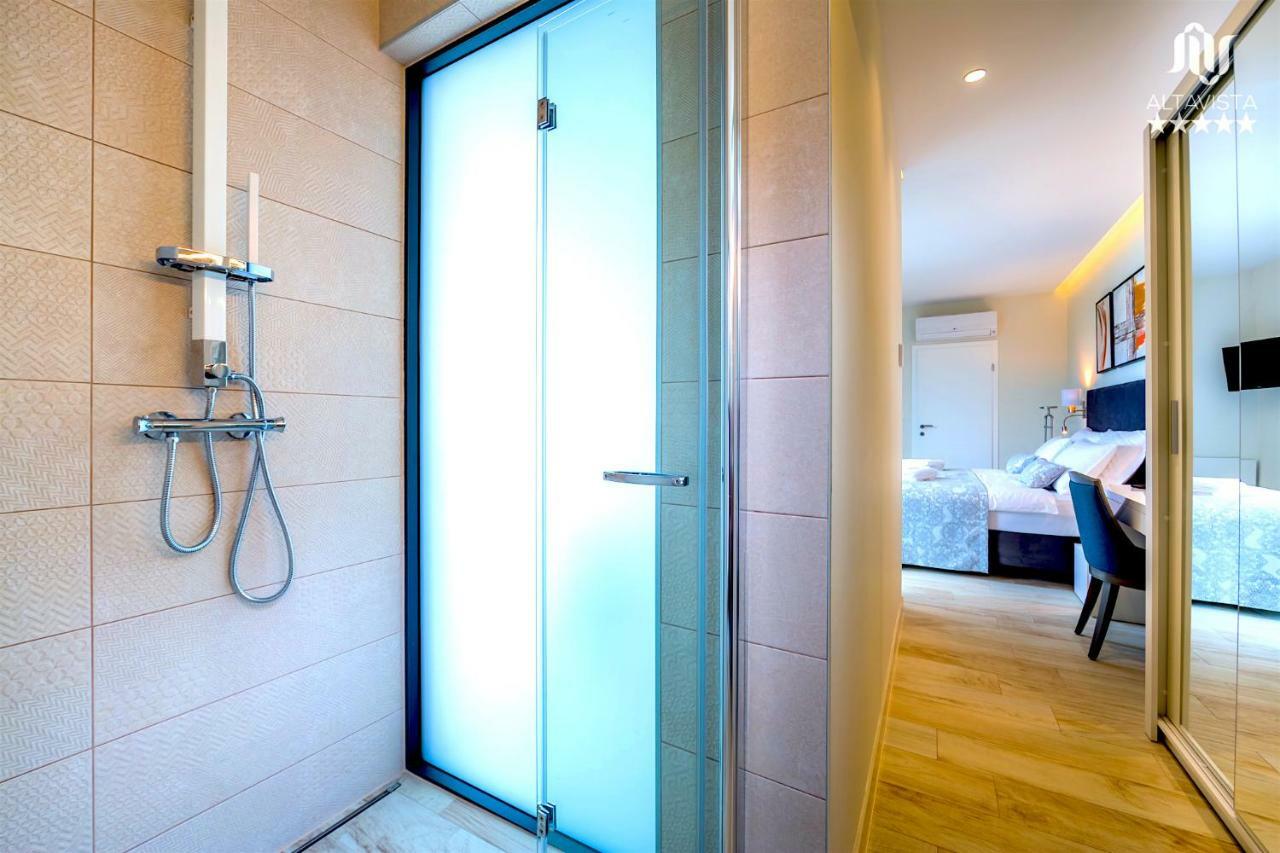 Altavista - Seaview & Relax With Heated Pool & Minigolf Villa Opatija