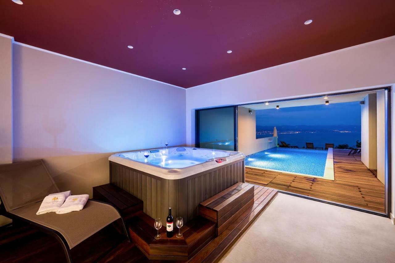 Altavista - Seaview & Relax With Heated Pool & Minigolf Villa *