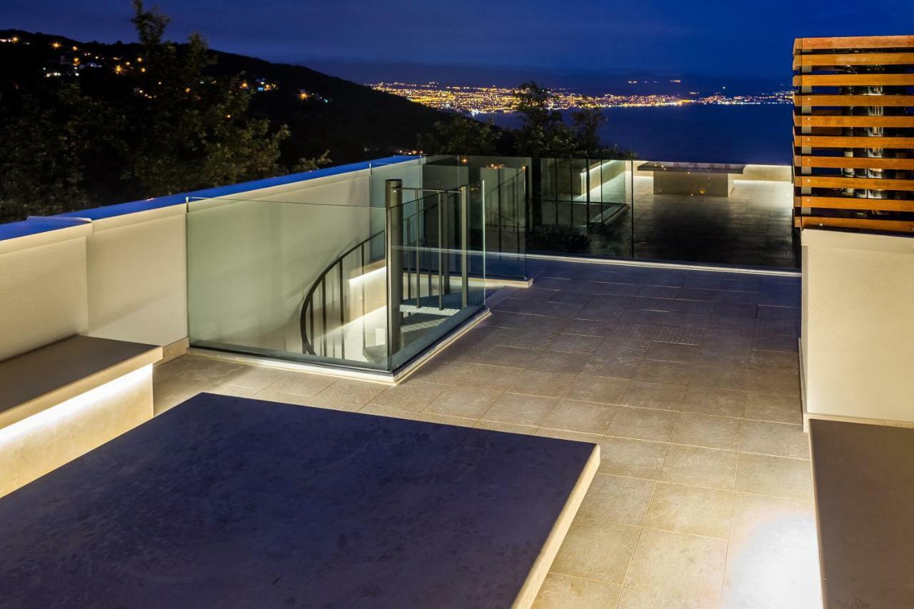 Altavista - Seaview & Relax With Heated Pool & Minigolf Villa