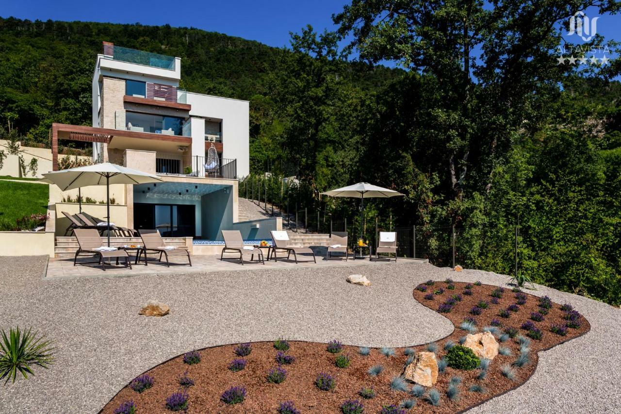Villa Altavista - Seaview & Relax With Heated Pool & Minigolf *