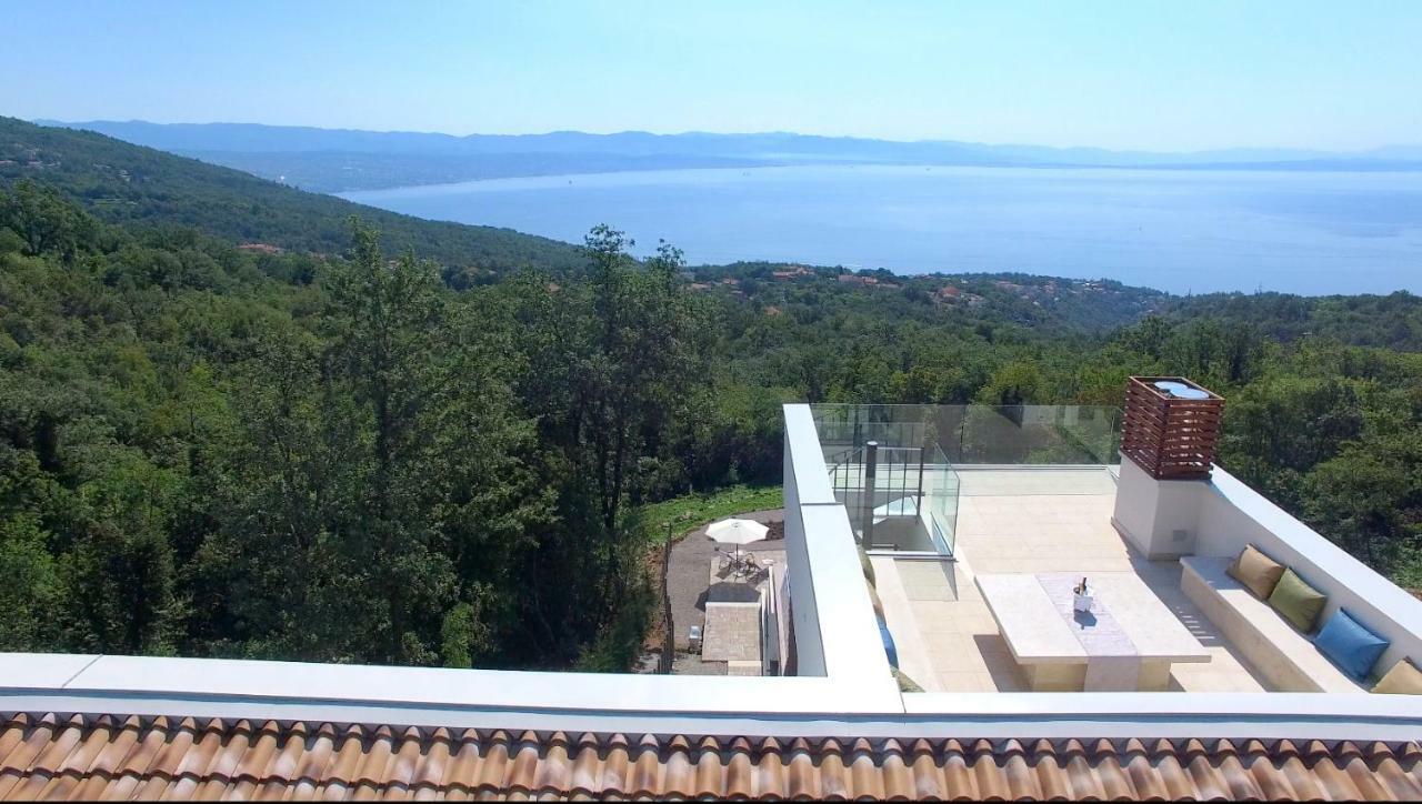 Villa Altavista - Seaview & Relax With Heated Pool & Minigolf *