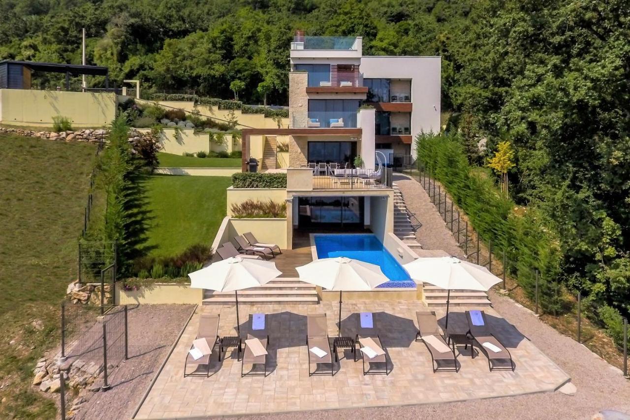 Villa Altavista - Seaview & Relax With Heated Pool & Minigolf