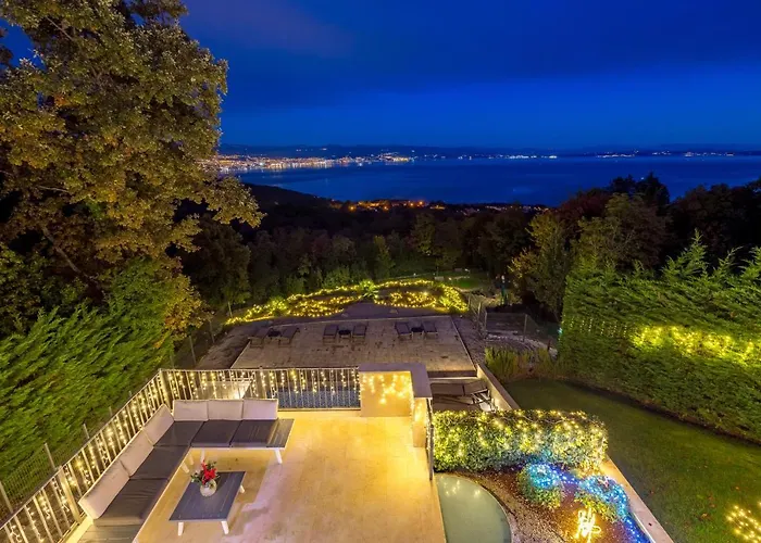 Villa Altavista - Seaview & Relax With Heated Pool & Minigolf