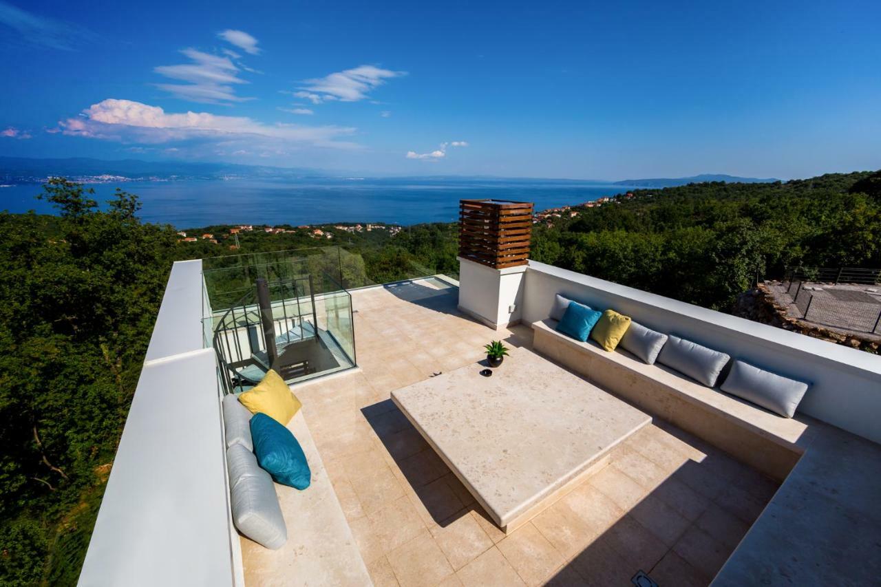 Altavista - Seaview & Relax With Heated Pool & Minigolf