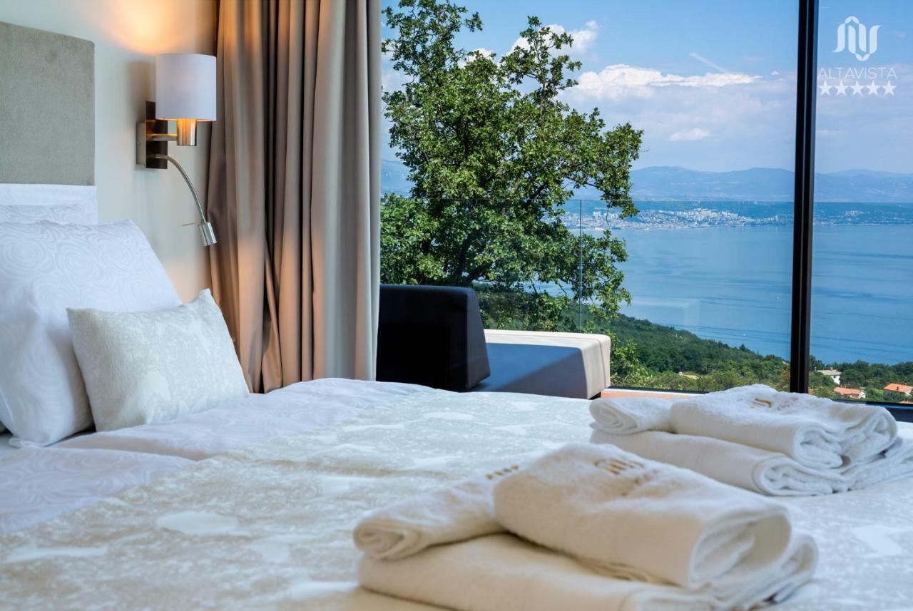 Vila Altavista - Seaview & Relax With Heated Pool & Minigolf *
