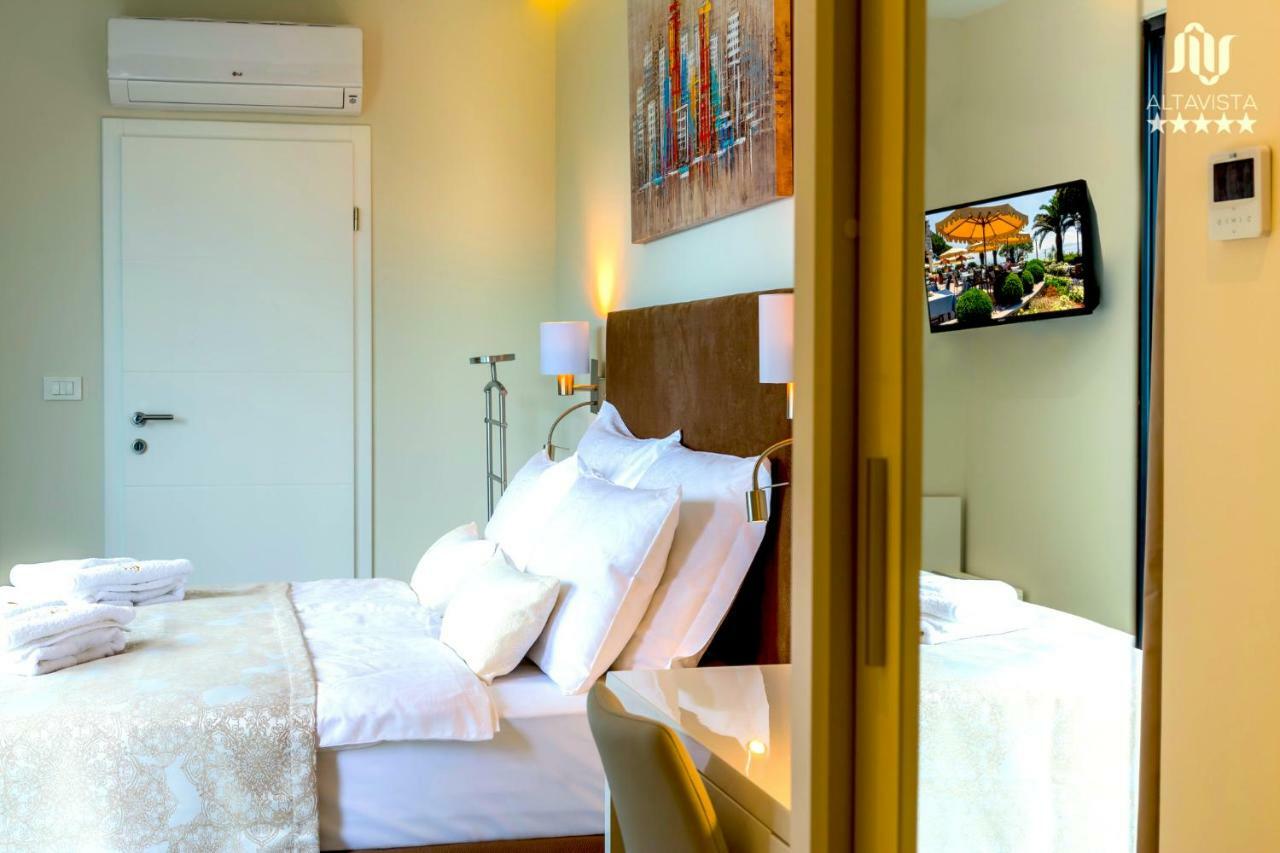 Altavista - Seaview & Relax With Heated Pool & Minigolf Vilă