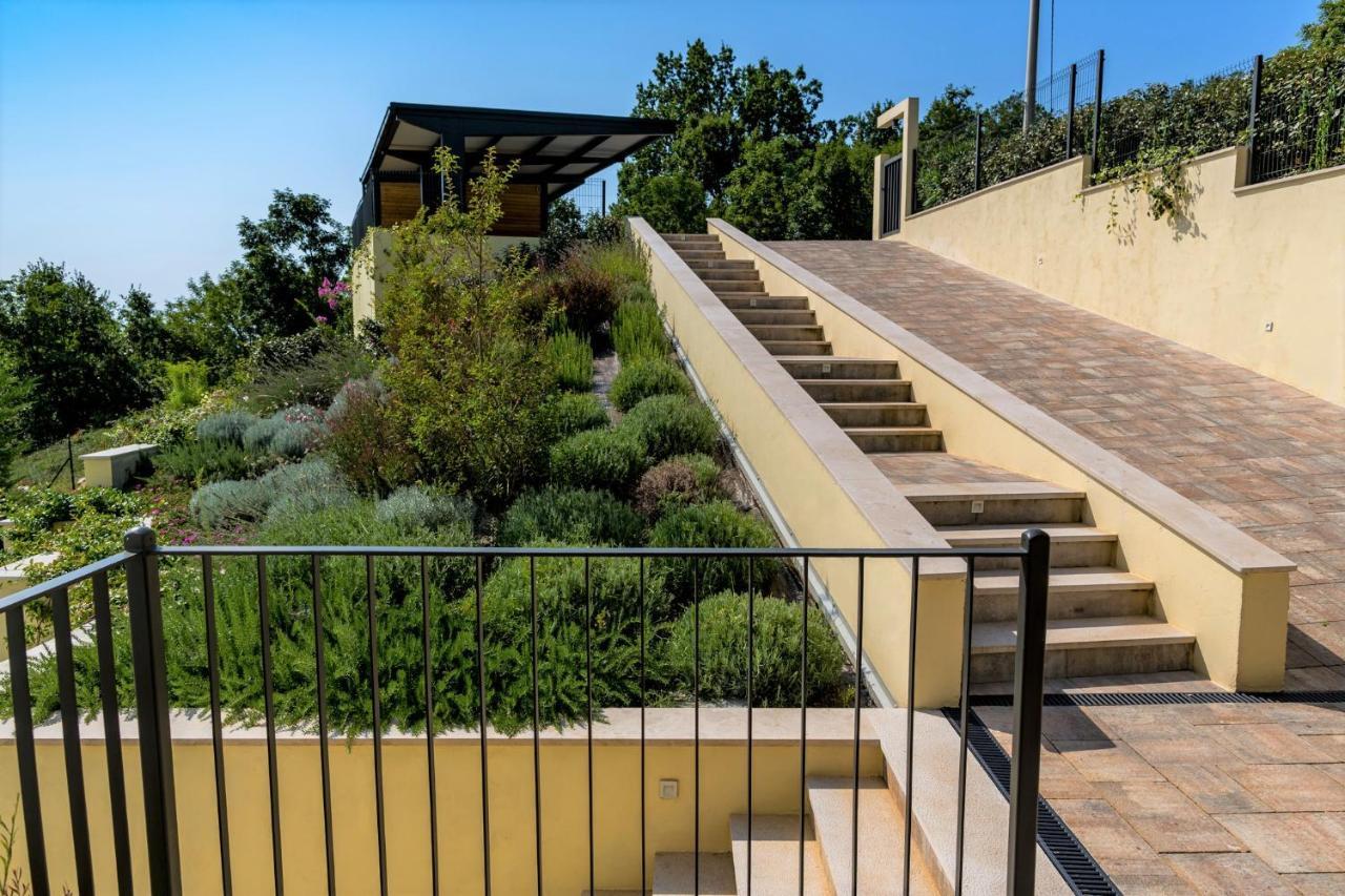 Vilă Altavista - Seaview & Relax With Heated Pool & Minigolf *
